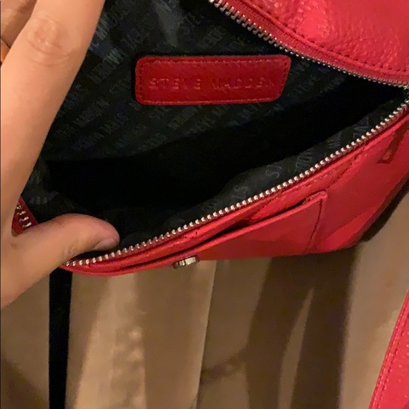 SM faux leather bum bag - Picture 2 of 2